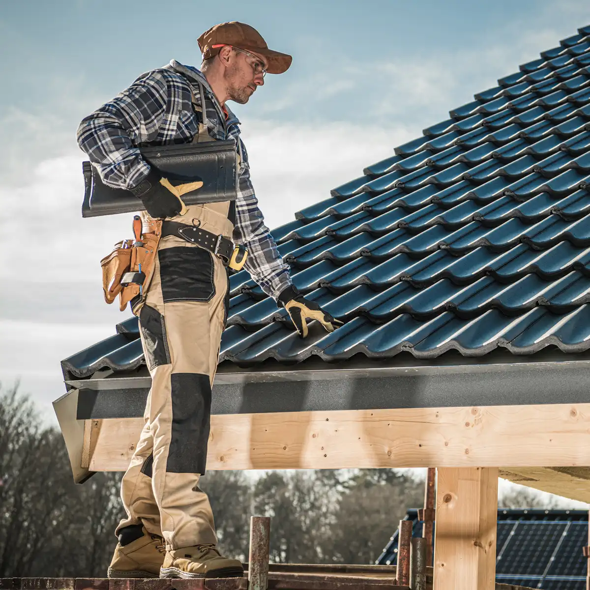 Dachdecker und Dachdeckerei am Gardasee
